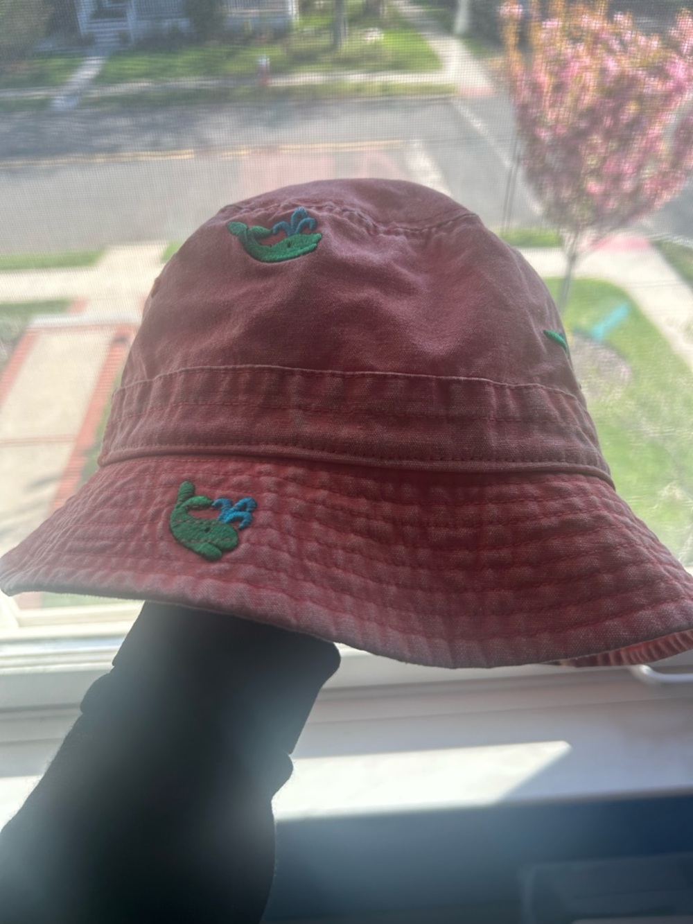 Murray’s Toggery Shop Orignal Nantucket Reds Whale Critter Bucket Hat - Picture 4 of 6